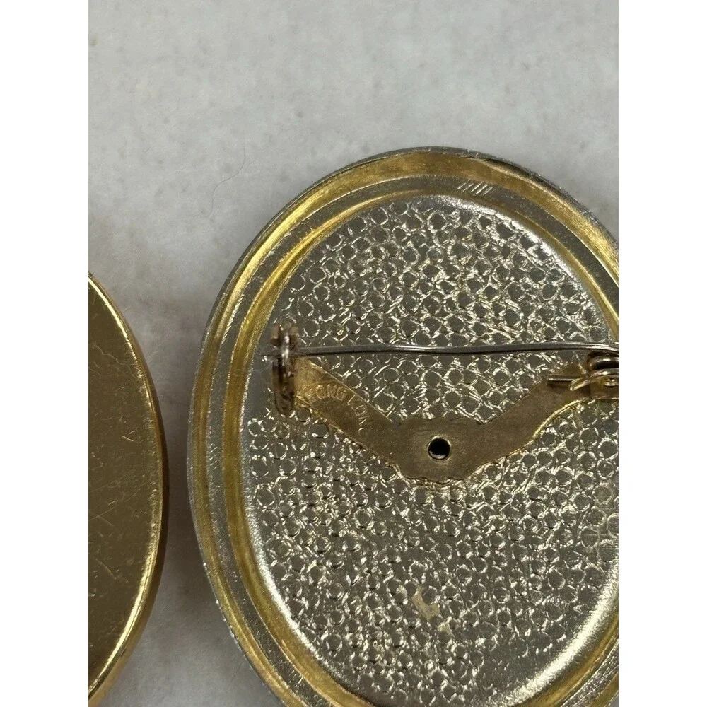 Unbranded beautiful vintage